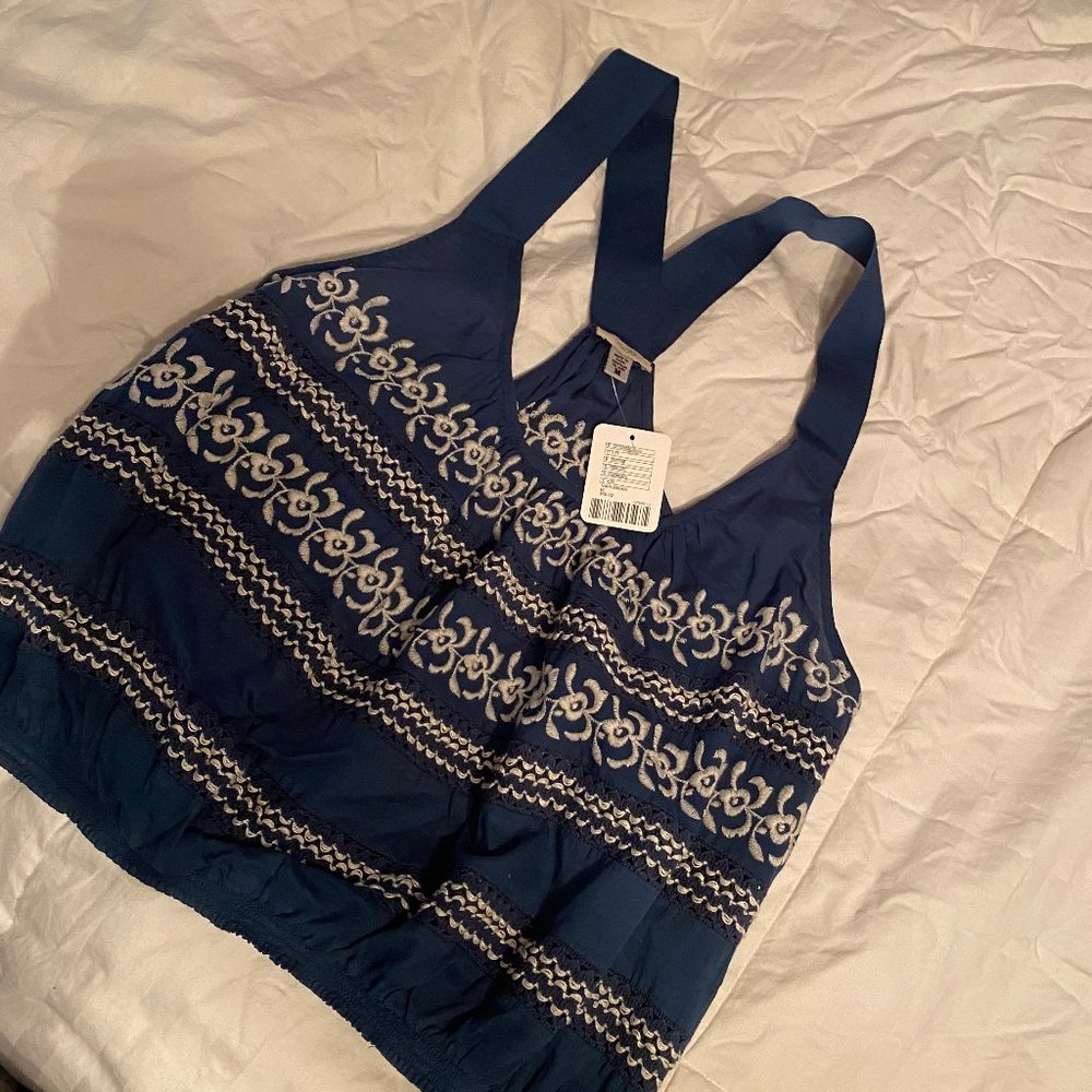 NWT Urban Outfitters / UO embroidered tank top
